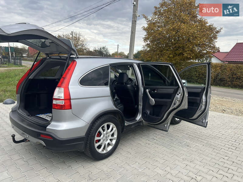 Внедорожник / Кроссовер Honda CR-V 2007 в Коломые