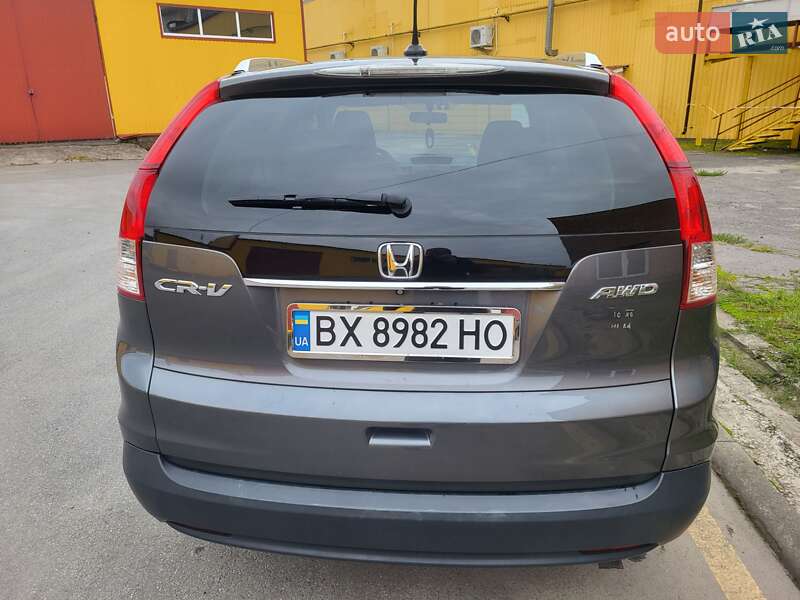 Внедорожник / Кроссовер Honda CR-V 2014 в Хмельницком
