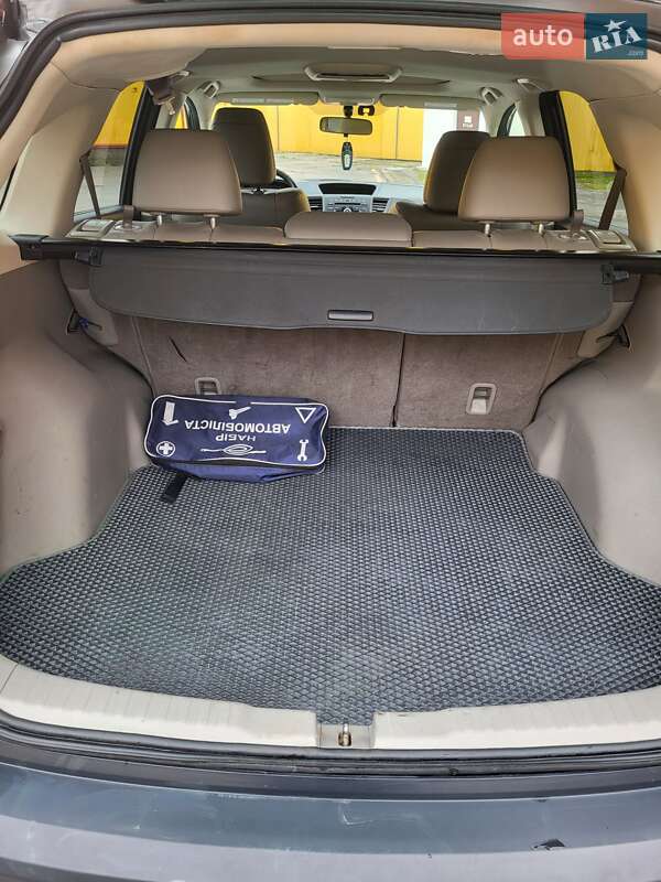Внедорожник / Кроссовер Honda CR-V 2014 в Хмельницком
