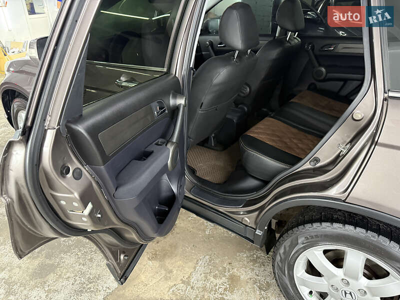Позашляховик / Кросовер Honda CR-V 2010 в Кременці