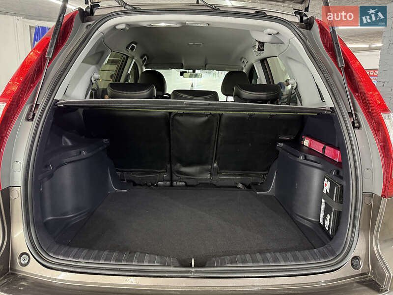 Позашляховик / Кросовер Honda CR-V 2010 в Кременці