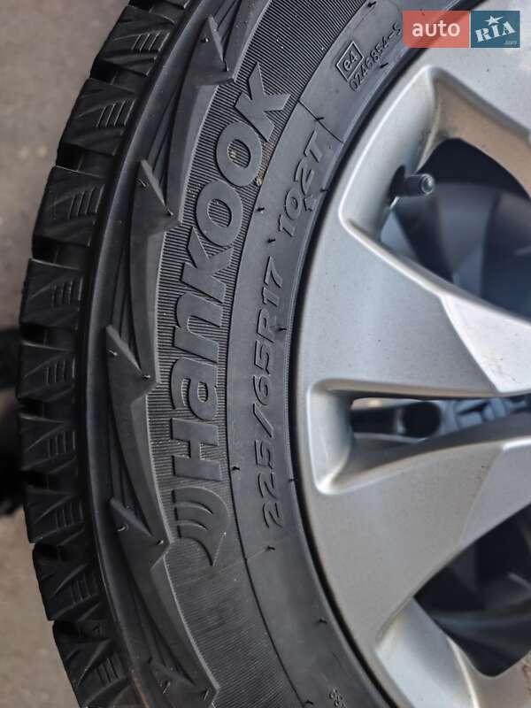 Внедорожник / Кроссовер Honda CR-V 2014 в Радивилове