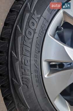 Позашляховик / Кросовер Honda CR-V 2014 в  фото 32 Позашляховик / Кросовер Honda CR-V 2014 в