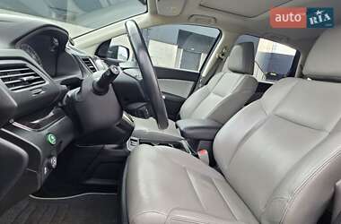 Внедорожник / Кроссовер Honda CR-V 2015 в 