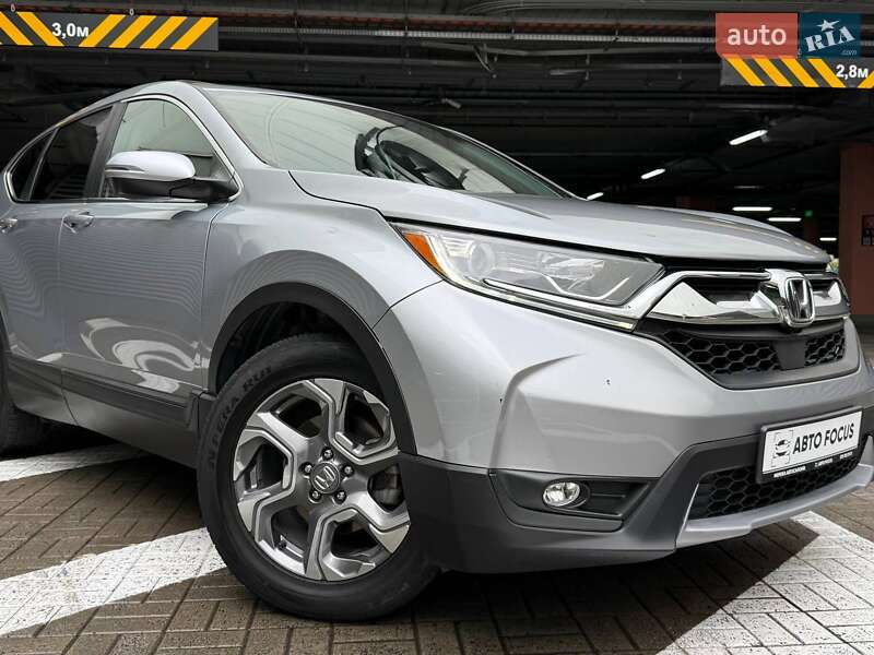 Внедорожник / Кроссовер Honda CR-V 2017 в Киеве