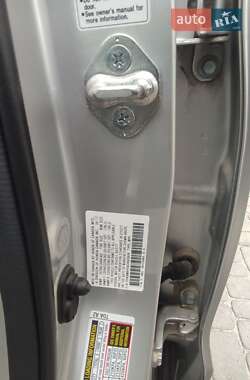 Позашляховик / Кросовер Honda CR-V 2012 в  фото 5 Позашляховик / Кросовер Honda CR-V 2012 в