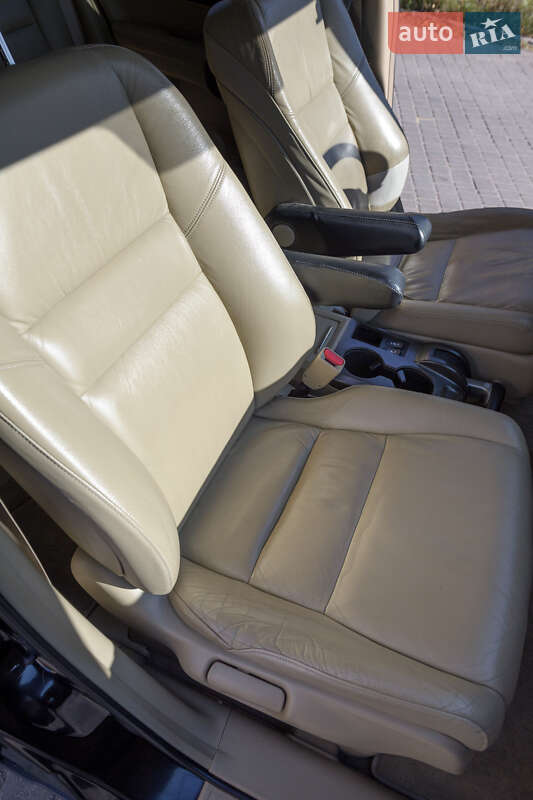 Позашляховик / Кросовер Honda CR-V 2008 в Львові фото 9 Позашляховик / Кросовер Honda CR-V 2008 в Львові