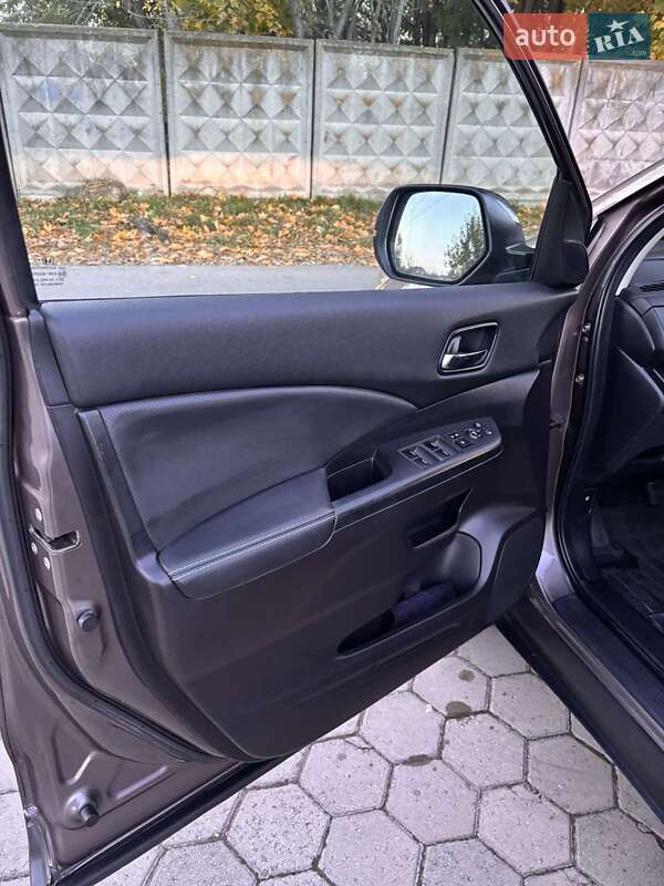 Внедорожник / Кроссовер Honda CR-V 2015 в Ивано-Франковске фото 20 Внедорожник / Кроссовер Honda CR-V 2015 в Ивано-Франковске
