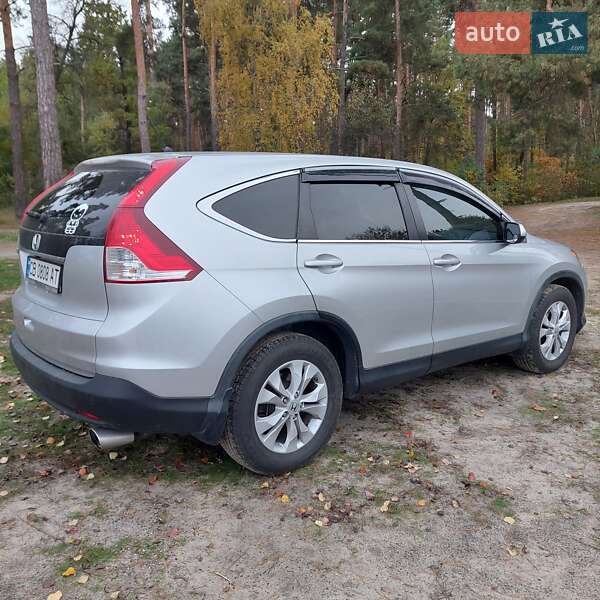 Позашляховик / Кросовер Honda CR-V 2013 в Києві