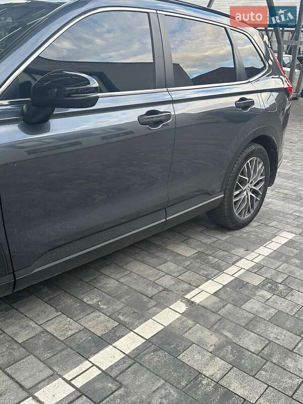 Внедорожник / Кроссовер Honda CR-V 2023 в Львове