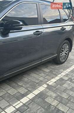 Позашляховик / Кросовер Honda CR-V 2023 в  фото 4 Позашляховик / Кросовер Honda CR-V 2023 в