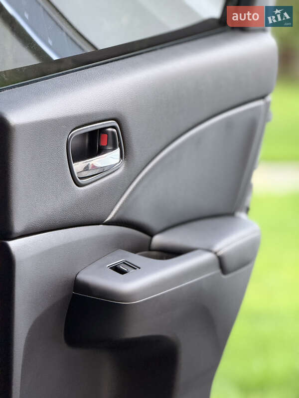 Позашляховик / Кросовер Honda CR-V 2014 в Самборі фото 59 Позашляховик / Кросовер Honda CR-V 2014 в Самборі