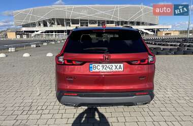 Позашляховик / Кросовер Honda CR-V 2023 в 