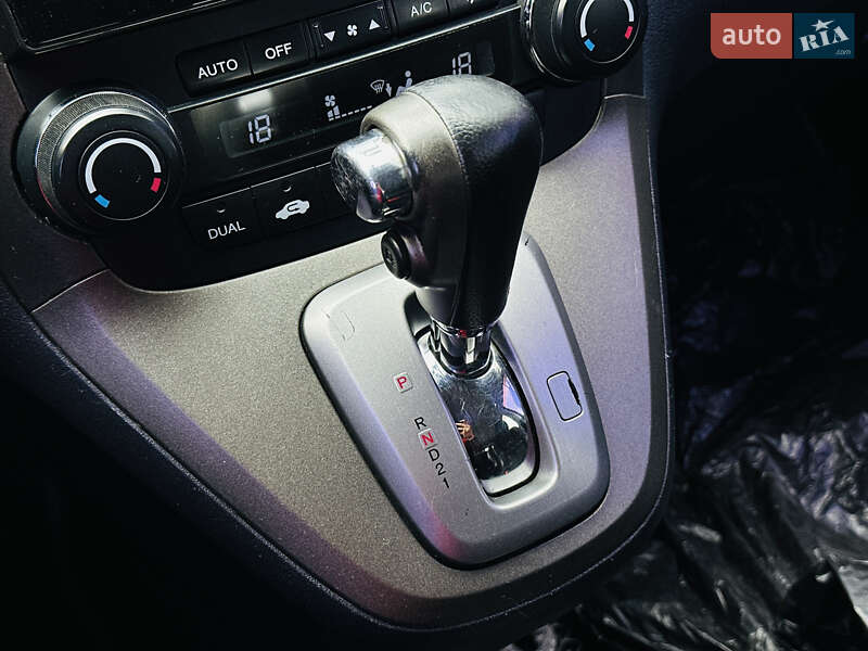 Позашляховик / Кросовер Honda CR-V 2010 в Харкові