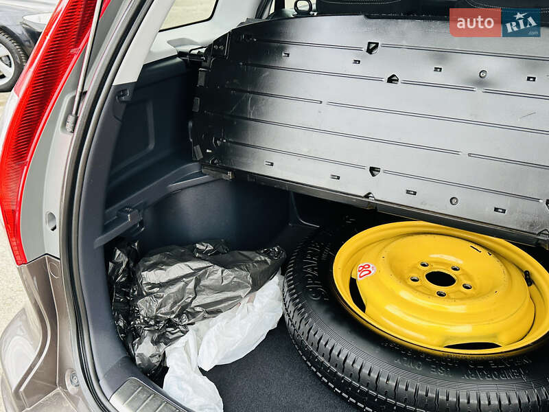 Позашляховик / Кросовер Honda CR-V 2010 в Харкові