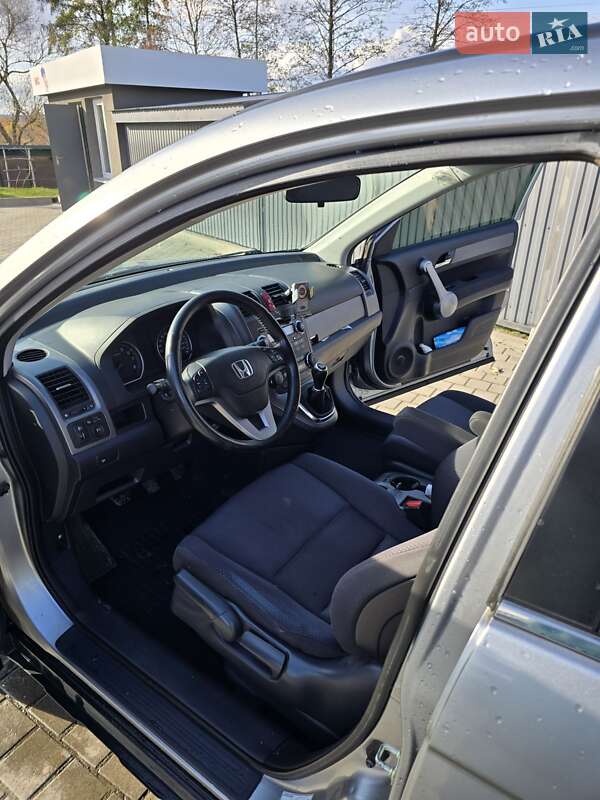 Внедорожник / Кроссовер Honda CR-V 2007 в Ивано-Франковске
