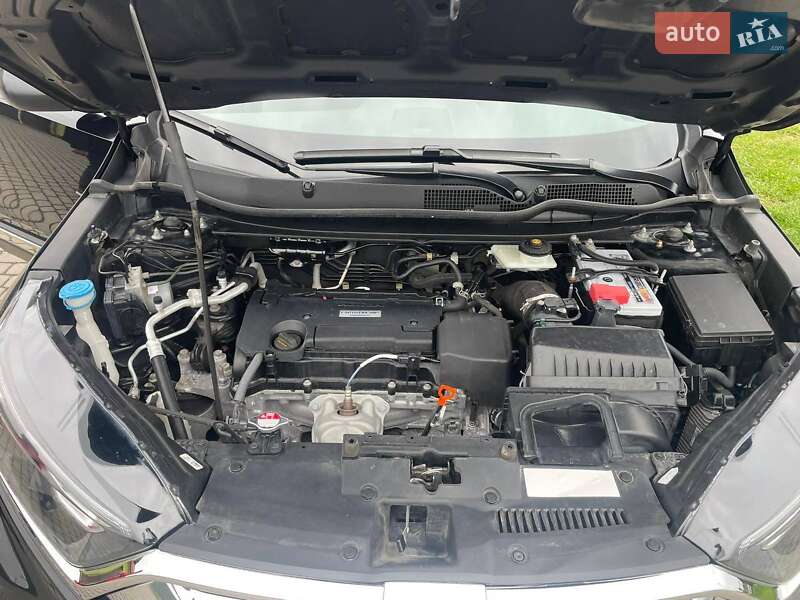 Позашляховик / Кросовер Honda CR-V 2017 в Львові