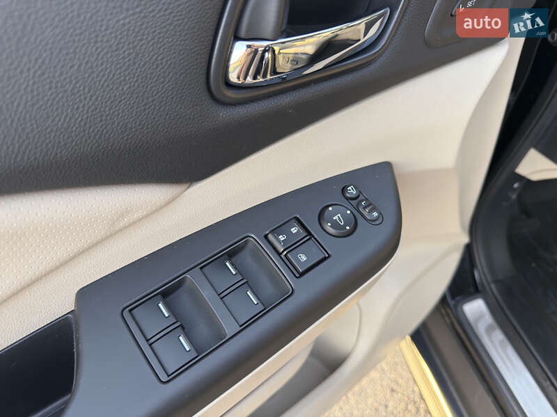 Позашляховик / Кросовер Honda CR-V 2013 в Радивиліві фото 28 Позашляховик / Кросовер Honda CR-V 2013 в Радивиліві