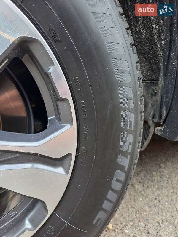 Позашляховик / Кросовер Honda CR-V 2017 в Львові