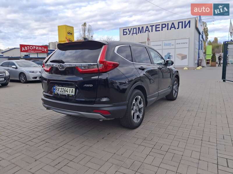 Внедорожник / Кроссовер Honda CR-V 2018 в Хмельницком