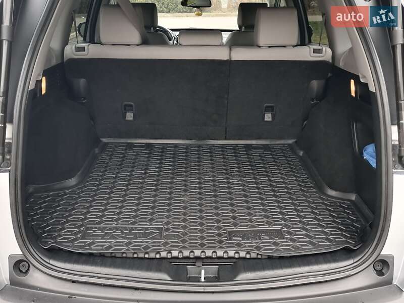 Позашляховик / Кросовер Honda CR-V 2021 в Києві фото 12 Позашляховик / Кросовер Honda CR-V 2021 в Києві