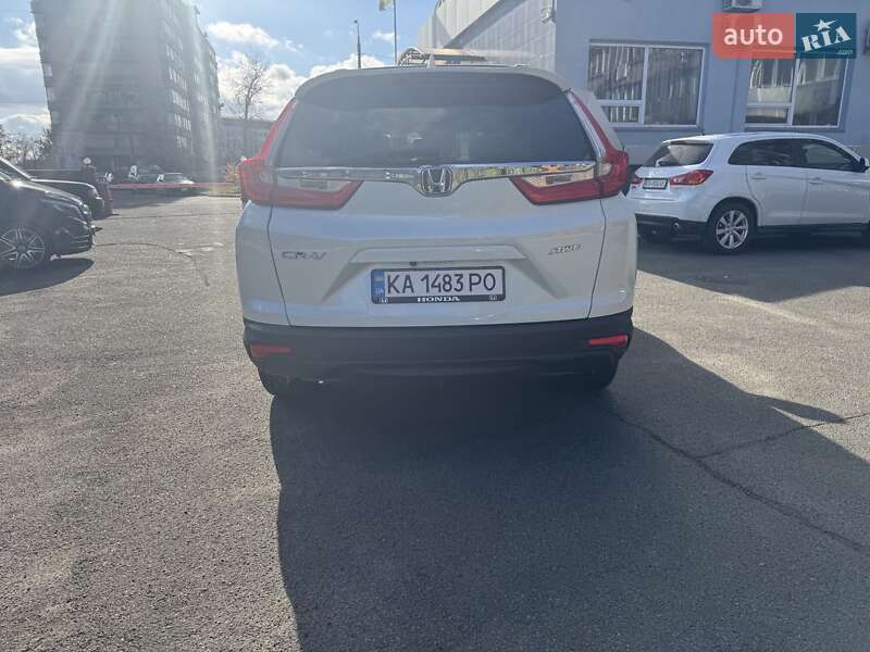 Позашляховик / Кросовер Honda CR-V 2017 в Києві