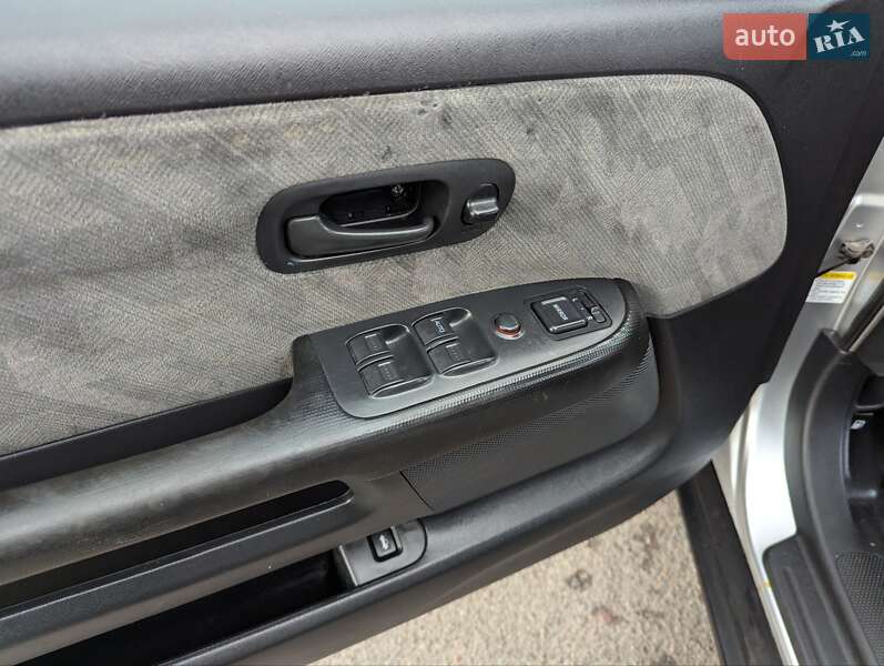 Позашляховик / Кросовер Honda CR-V 2003 в Трускавці