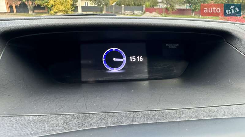 Позашляховик / Кросовер Honda CR-V 2016 в Бершаді фото 22 Позашляховик / Кросовер Honda CR-V 2016 в Бершаді