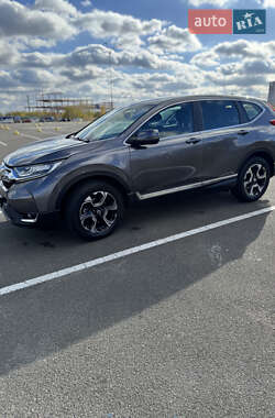 Позашляховик / Кросовер Honda CR-V 2018 в Києві