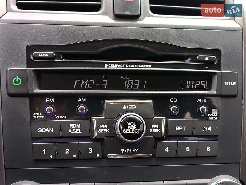 Позашляховик / Кросовер Honda CR-V 2010 в Києві