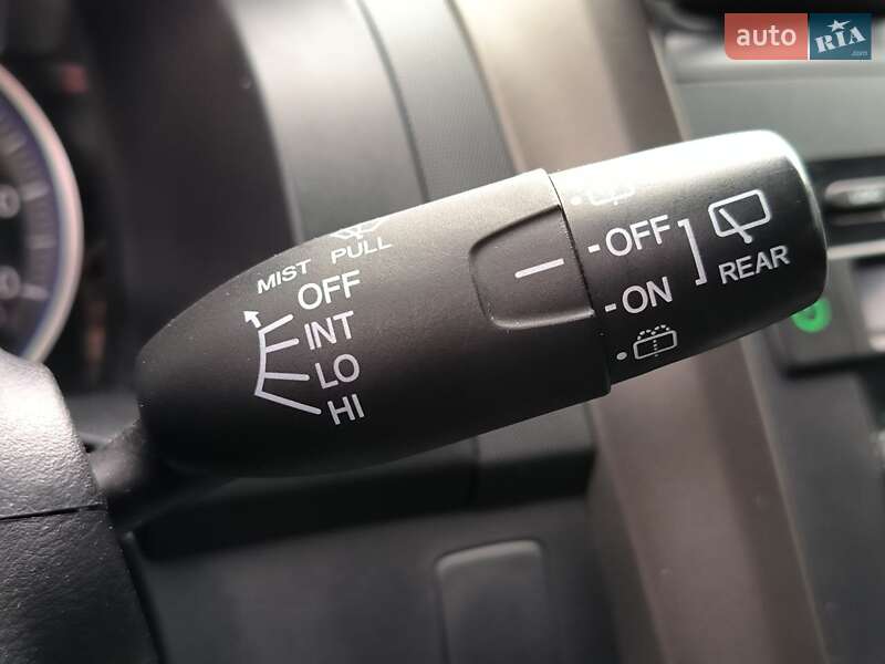 Позашляховик / Кросовер Honda CR-V 2010 в Києві