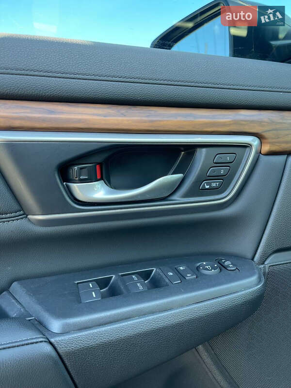 Позашляховик / Кросовер Honda CR-V 2022 в Львові