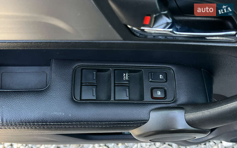 Внедорожник / Кроссовер Honda CR-V 2010 в Коломые