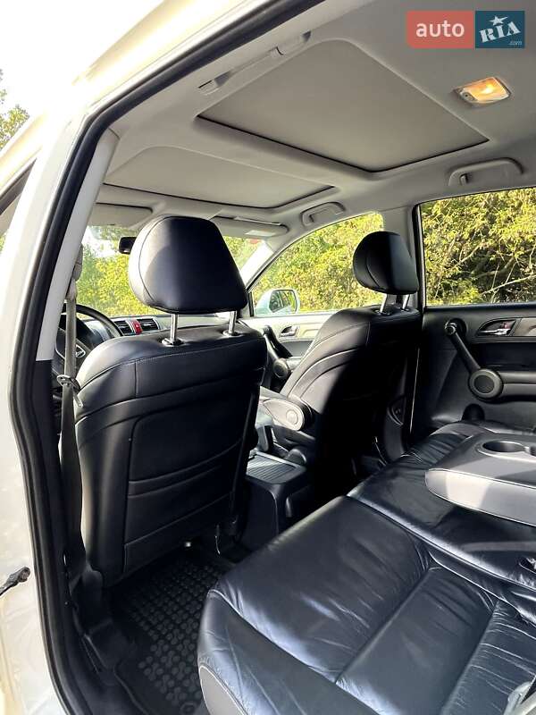 Позашляховик / Кросовер Honda CR-V 2011 в Тлумачі