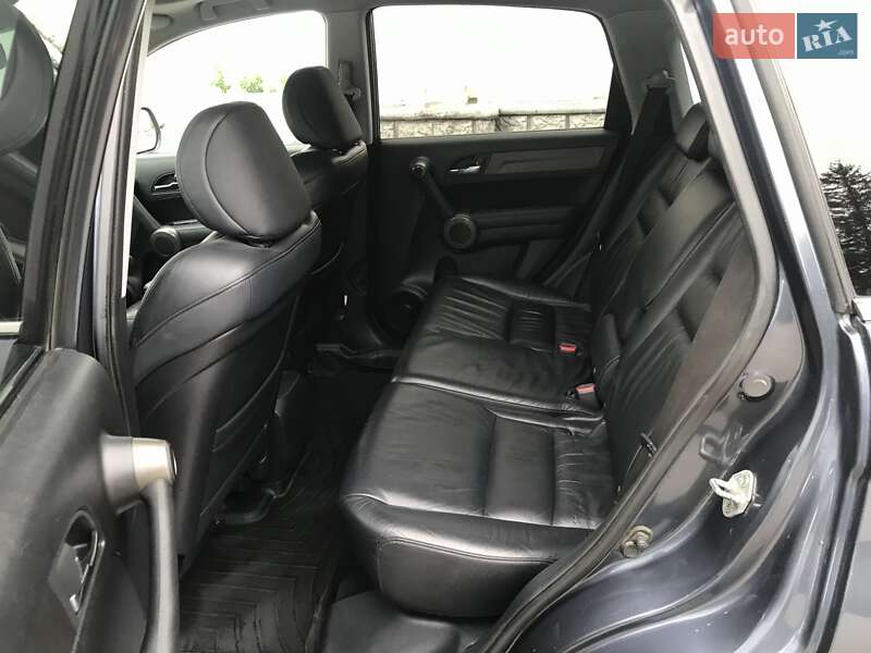 Позашляховик / Кросовер Honda CR-V 2010 в П'ятихатках
