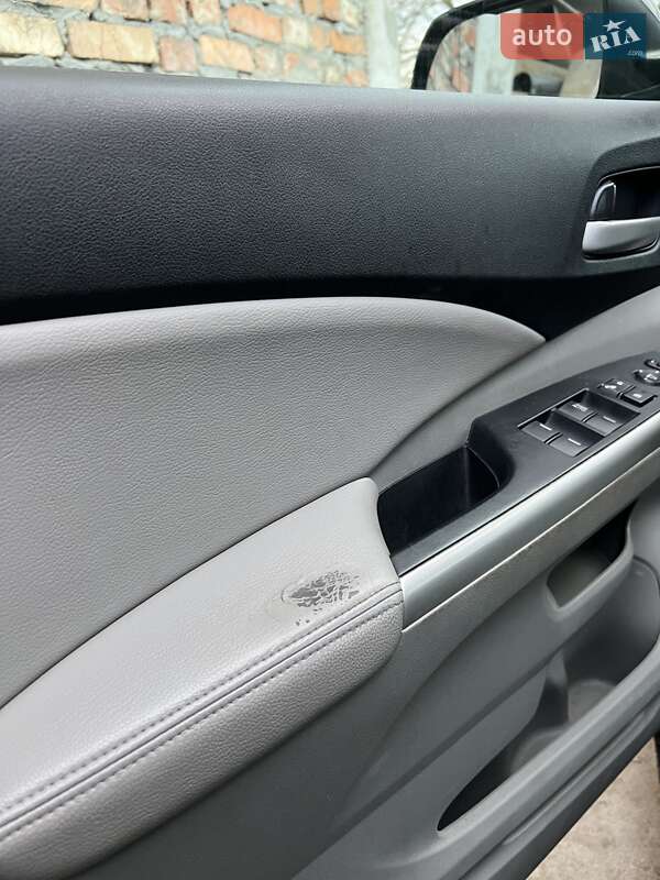 Позашляховик / Кросовер Honda CR-V 2012 в Львові фото 14 Позашляховик / Кросовер Honda CR-V 2012 в Львові