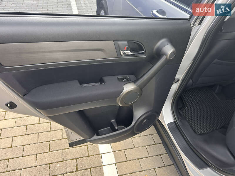 Внедорожник / Кроссовер Honda CR-V 2011 в Калуше фото 8 Внедорожник / Кроссовер Honda CR-V 2011 в Калуше