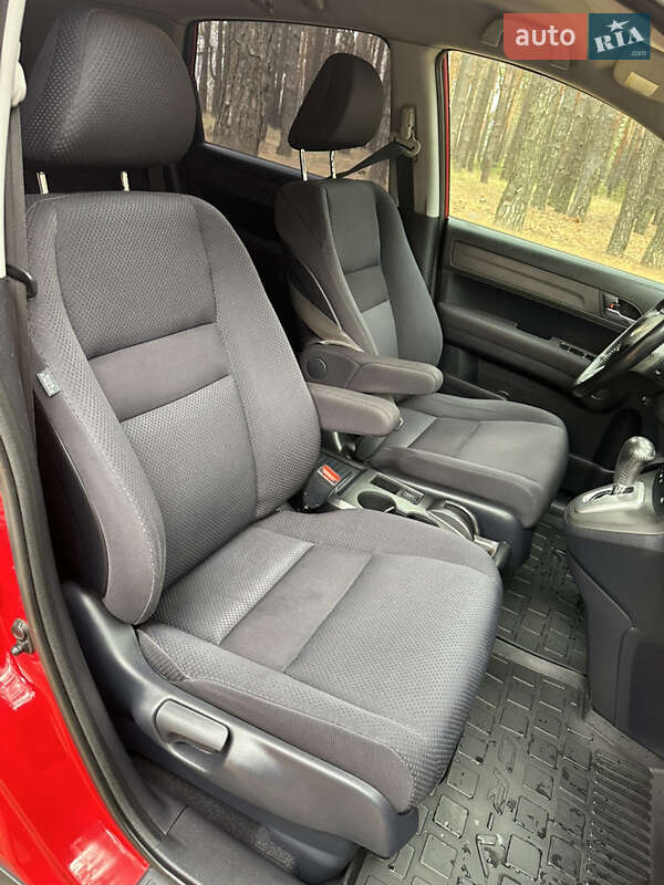 Внедорожник / Кроссовер Honda CR-V 2008 в Сумах