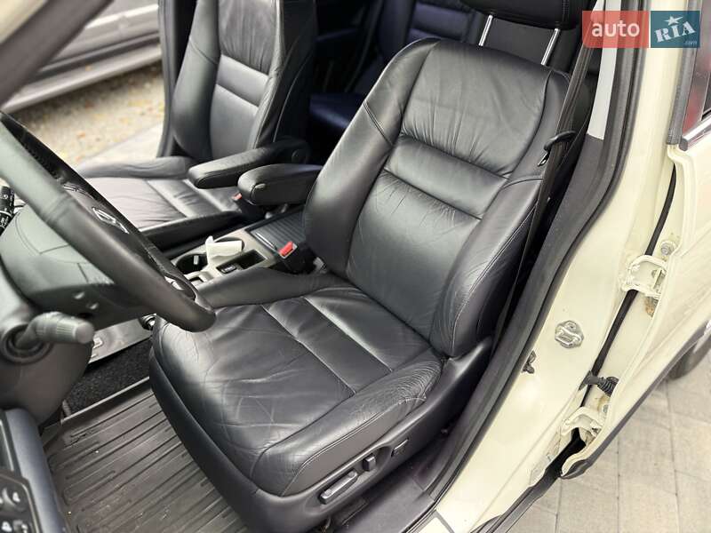 Позашляховик / Кросовер Honda CR-V 2011 в Дніпрі