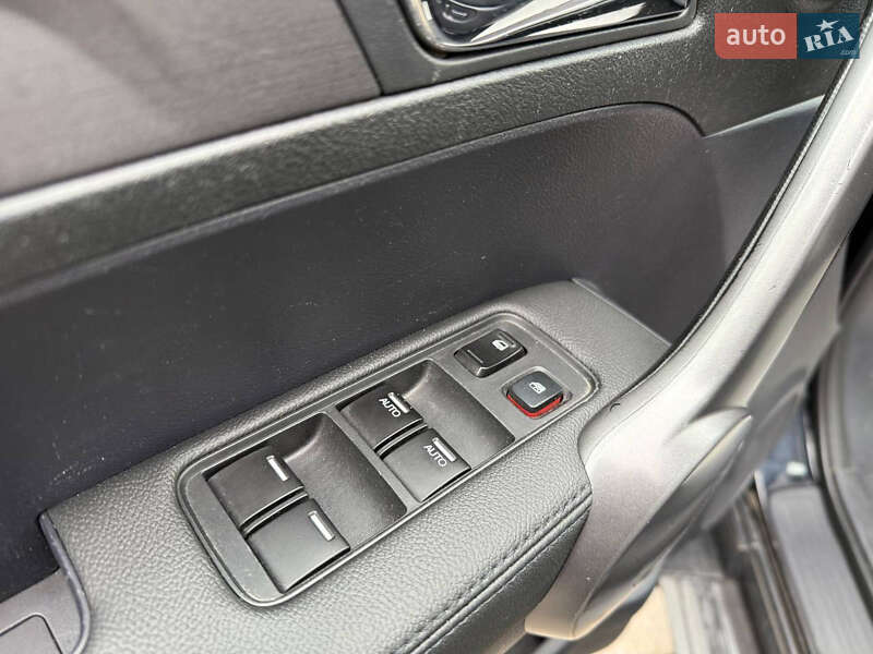 Позашляховик / Кросовер Honda CR-V 2008 в Житомирі