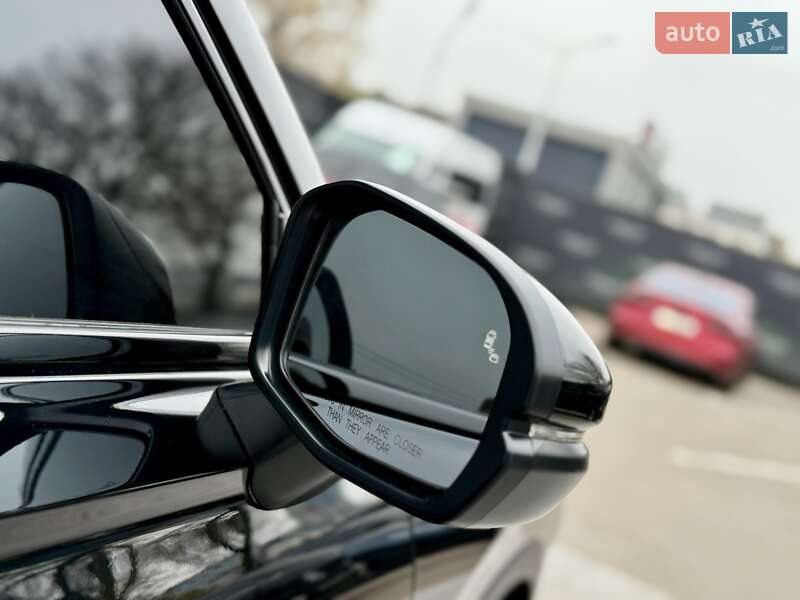 Внедорожник / Кроссовер Honda CR-V 2023 в Киеве