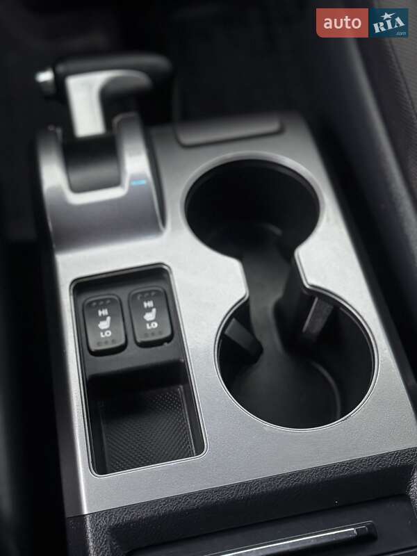 Позашляховик / Кросовер Honda CR-V 2007 в Дніпрі фото 12 Позашляховик / Кросовер Honda CR-V 2007 в Дніпрі