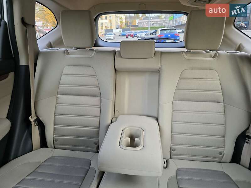 Позашляховик / Кросовер Honda CR-V 2018 в Києві