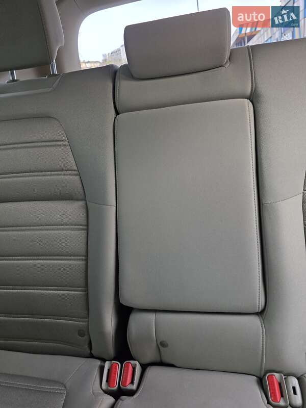 Позашляховик / Кросовер Honda CR-V 2018 в Києві