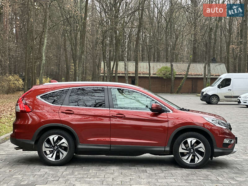 Внедорожник / Кроссовер Honda CR-V 2016 в Луцке
