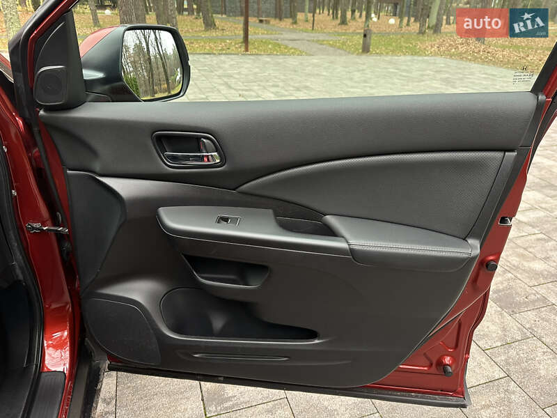 Внедорожник / Кроссовер Honda CR-V 2016 в Луцке