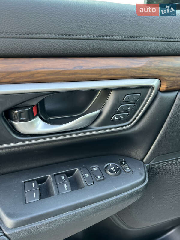 Внедорожник / Кроссовер Honda CR-V 2019 в Калиновке фото 23 Внедорожник / Кроссовер Honda CR-V 2019 в Калиновке