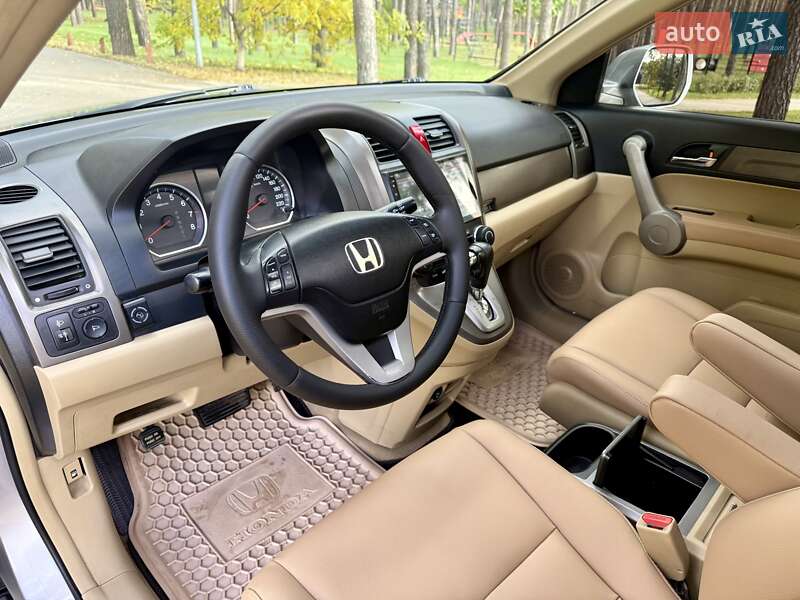 Позашляховик / Кросовер Honda CR-V 2008 в Києві