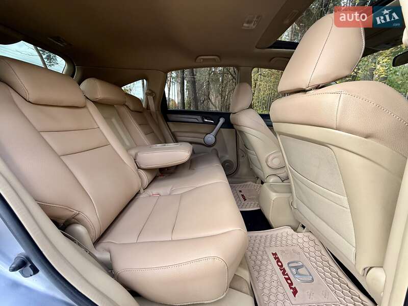 Позашляховик / Кросовер Honda CR-V 2008 в Києві