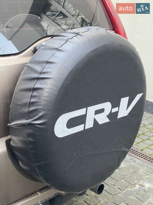 Внедорожник / Кроссовер Honda CR-V 2003 в Львове